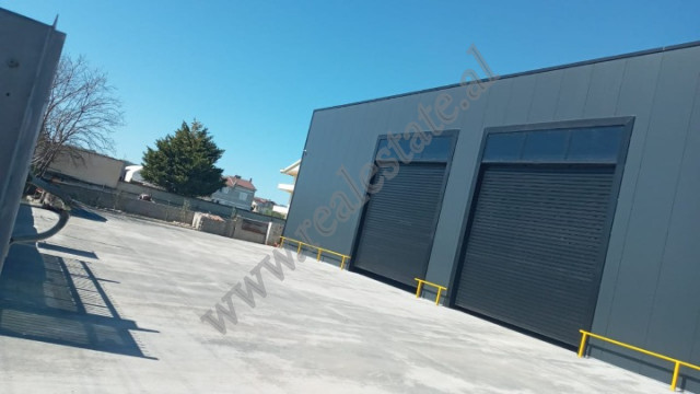 Warehouse for rent in Nene Tereza street in Tirana.&nbsp;
The environment it is part of a one-store